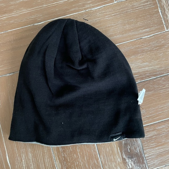 New Nike golf reversible beanie - Picture 2 of 2